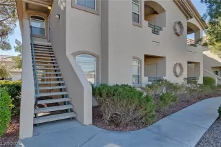 Photo #1: 2267851 Listing