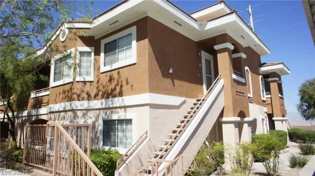 MLS: 2267852 Condo For Sale