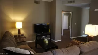 Photo #6: 2267852 Listing 