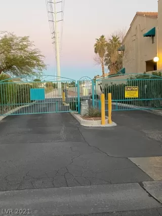 Photo #1: 2267856 Listing