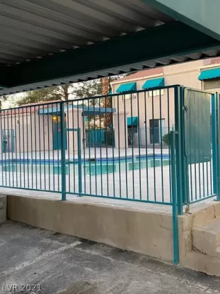 Photo #2: 2267856 Listing