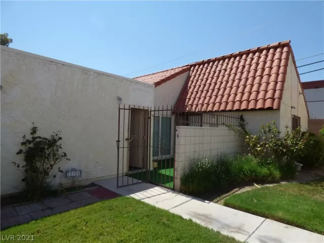 MLS: 2267886 Condo For Sale