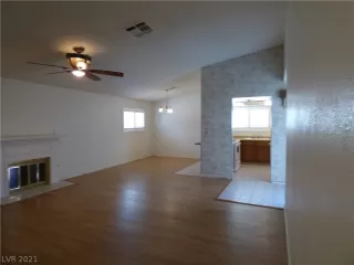 Photo #2: 2267886 Listing 