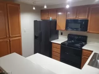 Photo #2: 2267906 Listing