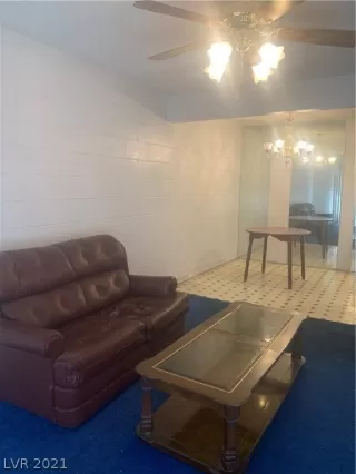 Photo #5: 2267920 Listing