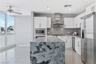Photo #4: 2267934 Listing 
