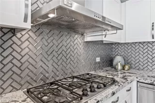 Photo #6: 2267934 Listing 