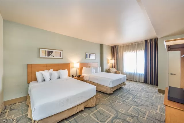 MLS: 2267957 Condo For Sale