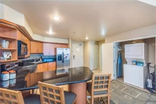 Photo #3: 2267957 Listing