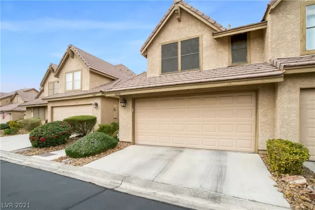 MLS: 2267965 Condo For Sale