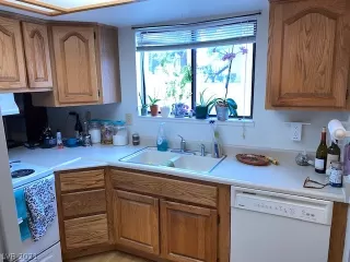 Photo #5: 2267991 Listing 