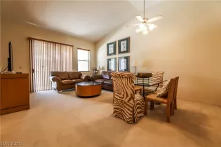 Photo #1: 2268063 Listing