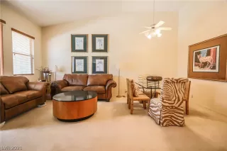 Photo #2: 2268063 Listing