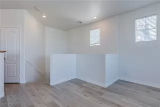 Photo #3: 2268075 Listing 