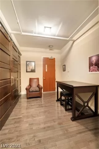 Photo #1: 2268096 Listing 