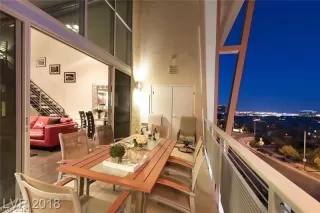 Photo #2: 2268096 Listing 