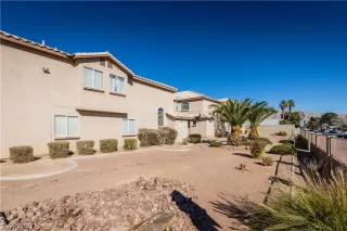 Photo #3: 2268122 Listing 