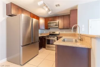 Photo #6: 2268122 Listing 