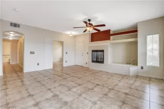 Photo #5: 2268137 Listing 