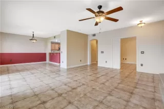 Photo #6: 2268137 Listing 