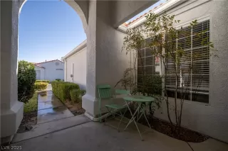 Photo #2: 2268144 Listing