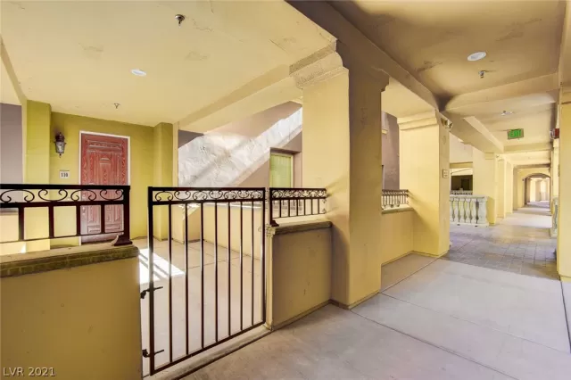 MLS: 2268163 Condo For Sale