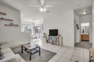 Photo #3: 2268253 Listing 