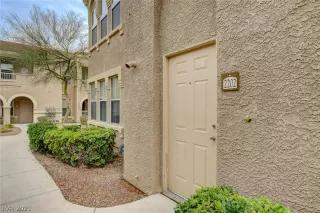 Photo #2: 2268255 Listing