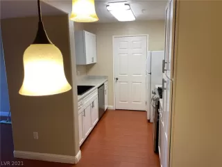 Photo #6: 2268293 Listing 