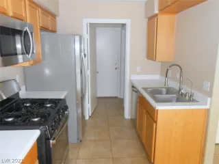 Photo #4: 2268299 Listing 