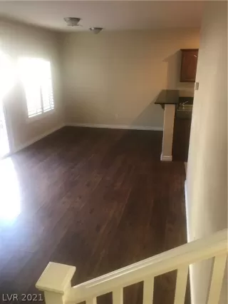 Photo #2: 2268303 Listing