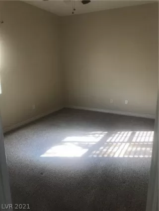 Photo #6: 2268303 Listing