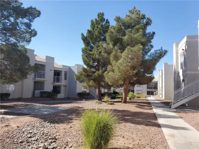 MLS: 2268319 Condo For Sale