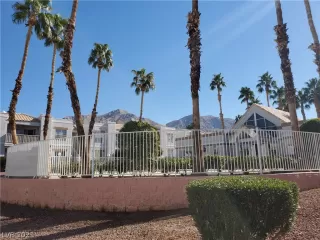 Photo #3: 2268319 Listing 