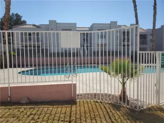 Photo #4: 2268319 Listing 