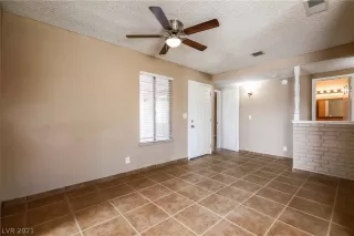 Photo #4: 2268329 Listing 
