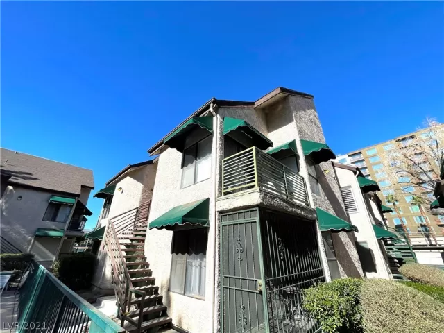 MLS: 2268336 Condo For Sale