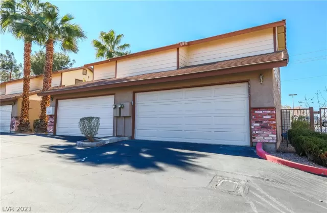 MLS: 2268358 Condo For Sale