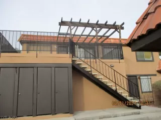 Photo #1: 2268370 Listing