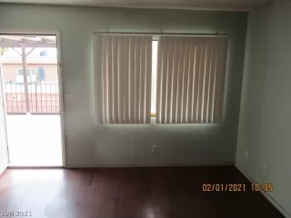 Photo #5: 2268370 Listing