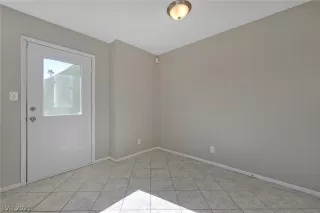Photo #4: 2268392 Listing 