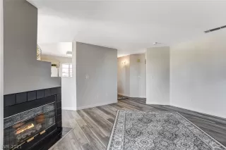 Photo #5: 2268395 Listing 