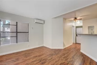 Photo #2: 2268398 Listing