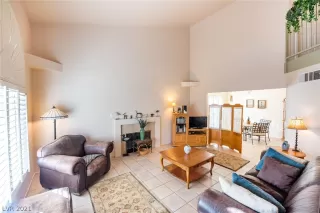 Photo #2: 2268452 Listing 