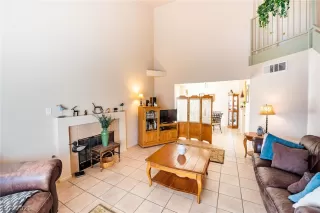 Photo #3: 2268452 Listing 