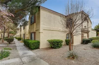 Photo #2: 2268487 Listing