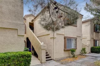 Photo #3: 2268487 Listing