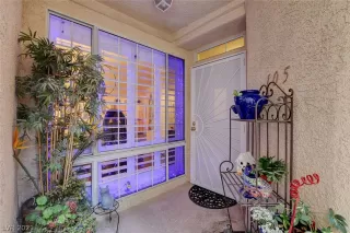 Photo #4: 2268487 Listing