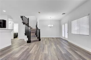 Photo #5: 2268489 Listing 
