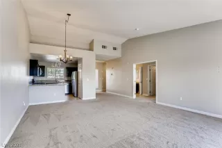 Photo #3: 2268496 Listing